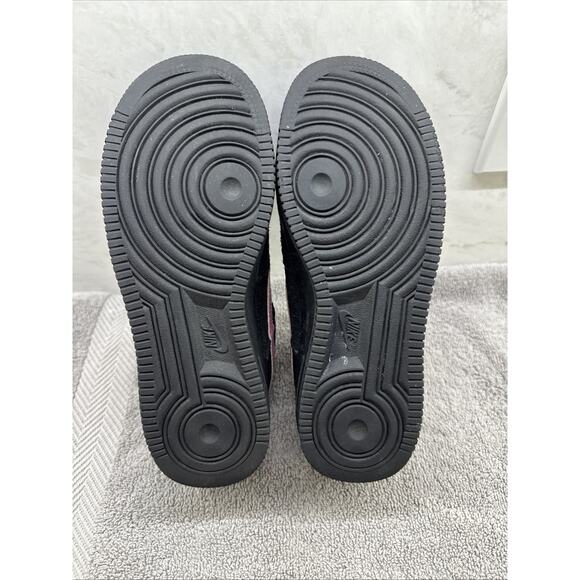 Nike Air Force 1 LV8 2 GS Black Magic Flamingo #CN5710-001, (Youth) Size 4Y - Picture 8 of 16